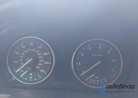 2011 BMW 328I z USA, uszkodzony, nr VIN WBAPH7C54BE677451